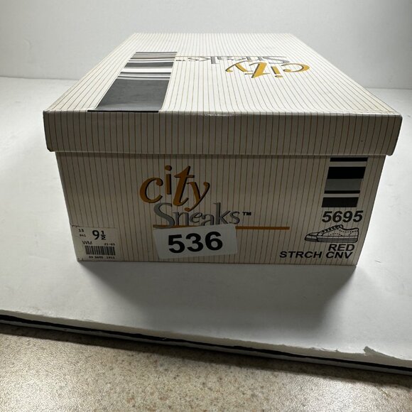 Retro Red Low-Top Canvas City Sneaks Rubber Sole Size 9.5 US Women’s - Picture 8 of 8